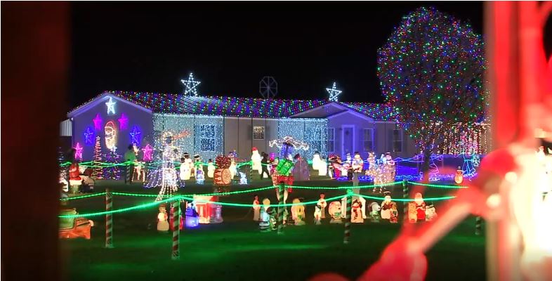 One hundred thousand lights twinkle in Dayton family's Christmas wonderland