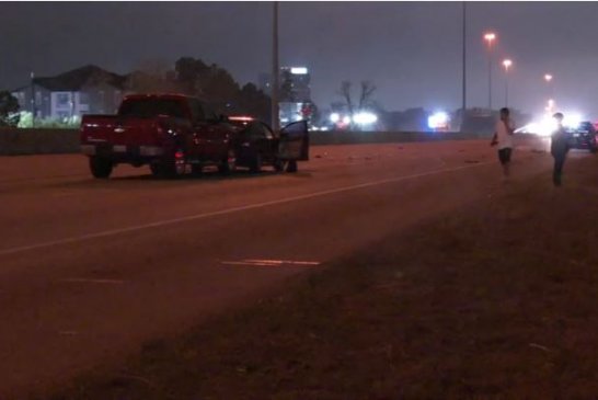 Deadly crash forces Hwy 59 SB lanes near Kingwood Drive to shut down, police say