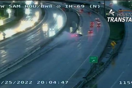 Video catches car hydroplane on slippery northbound lanes of Beltway 8 at IH-69